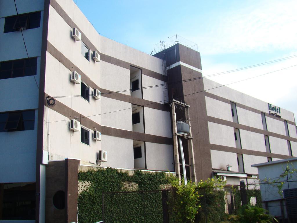 מלון Pôrto Velho Larison Economy מראה חיצוני תמונה
